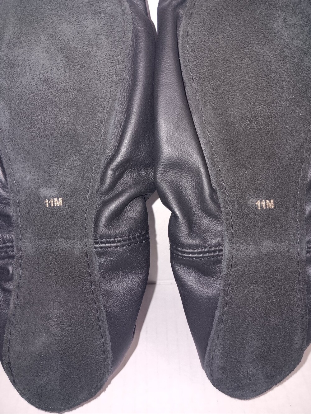 CAPEZIO ESSENTIALS 11M SIZE ELASTIC STRAP BALLET FLATS - Picture 2 of 11